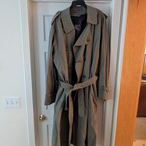 Burberry Trench Coat (Zip Out Wool Lining and Classic Plaid Pattern) - Vintage